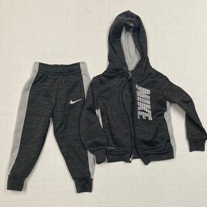 Nike Therma Fit Fleece full-zip jacket & pants set, dark gray heather 3T Dri-Fit